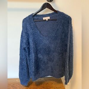 PHILOSOPHY Long Sleeve V-neck Blue Fuzzy Pullover Sweater